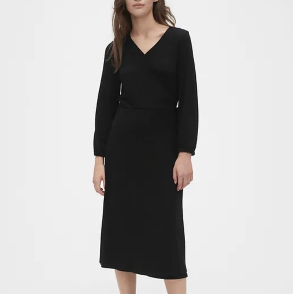 Gap Black Knit Softspun Tie Waist Wrap Midi V Neck Dress Size Medium